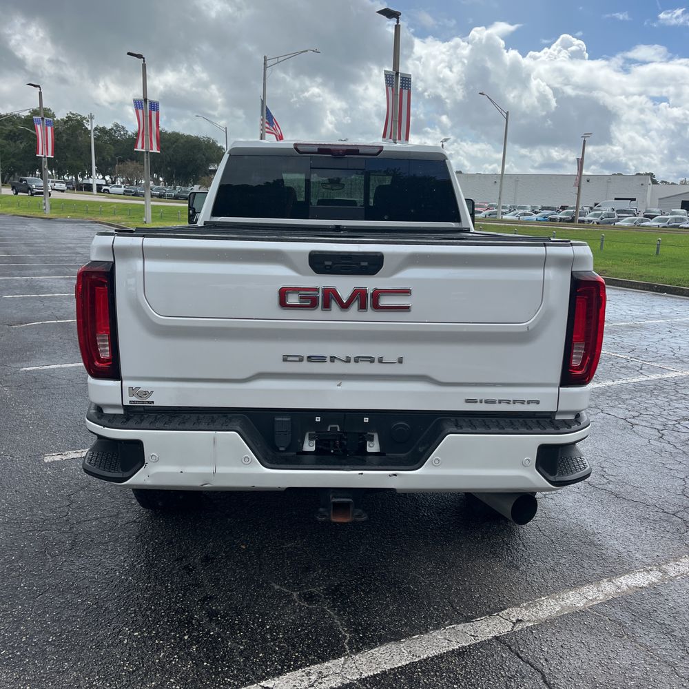 2023 GMC Sierra 2500HD Denali