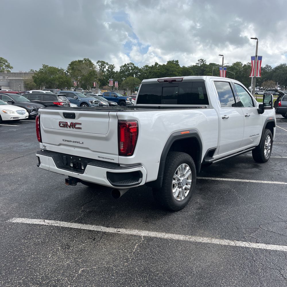 2023 GMC Sierra 2500HD Denali