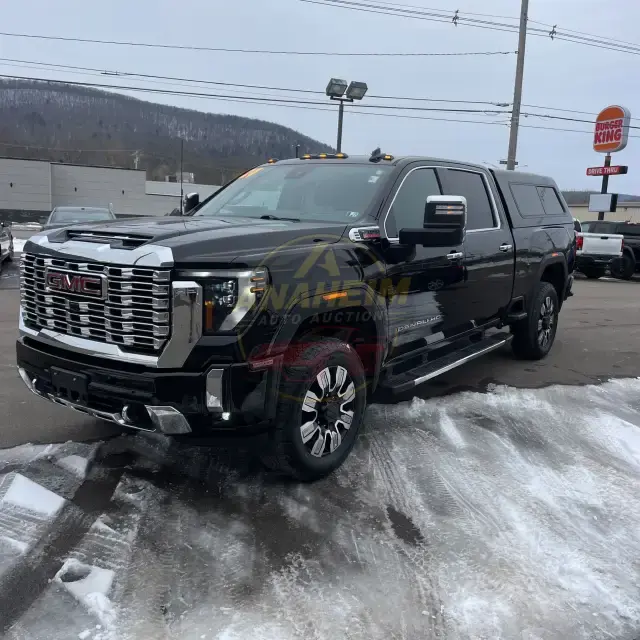 2024 GMC Sierra 2500HD Denali