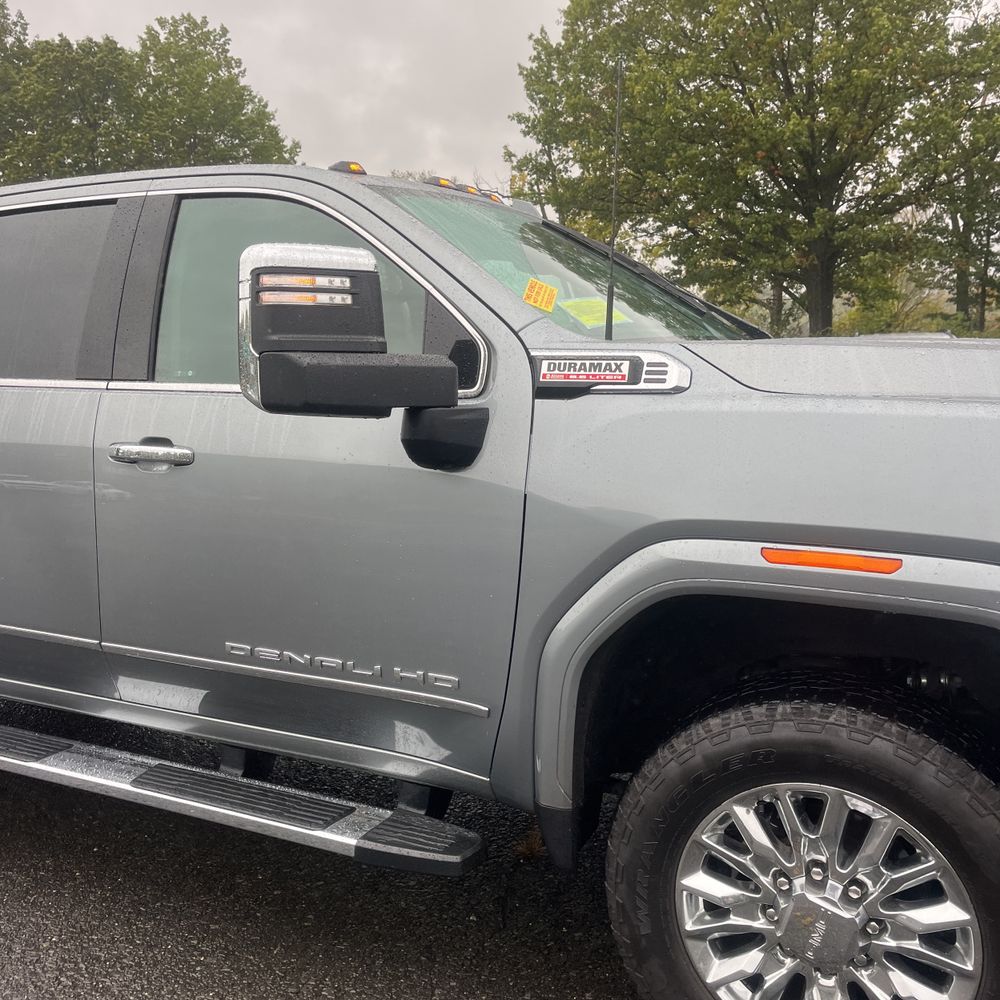 2024 GMC Sierra 2500HD Denali