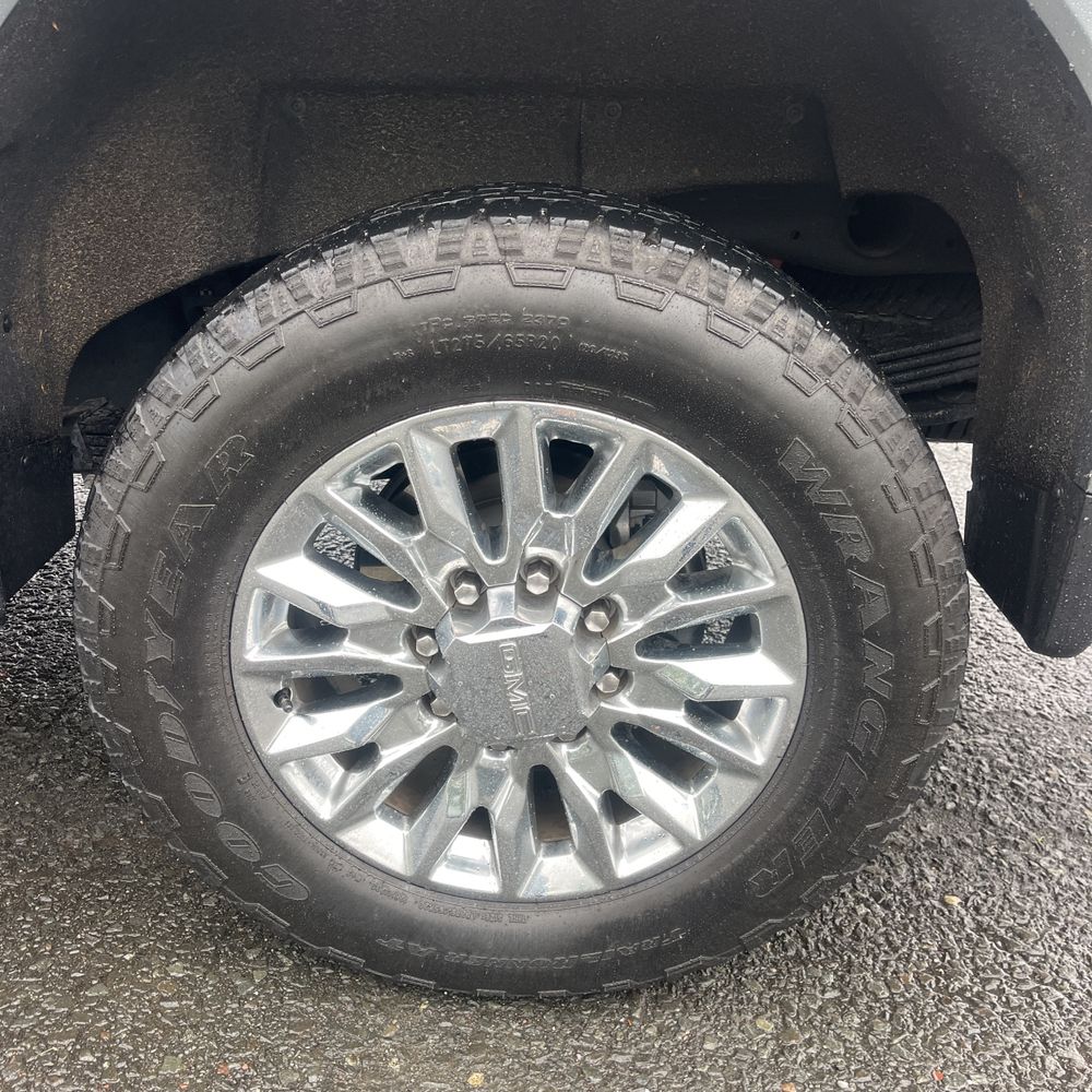 2024 GMC Sierra 2500HD Denali