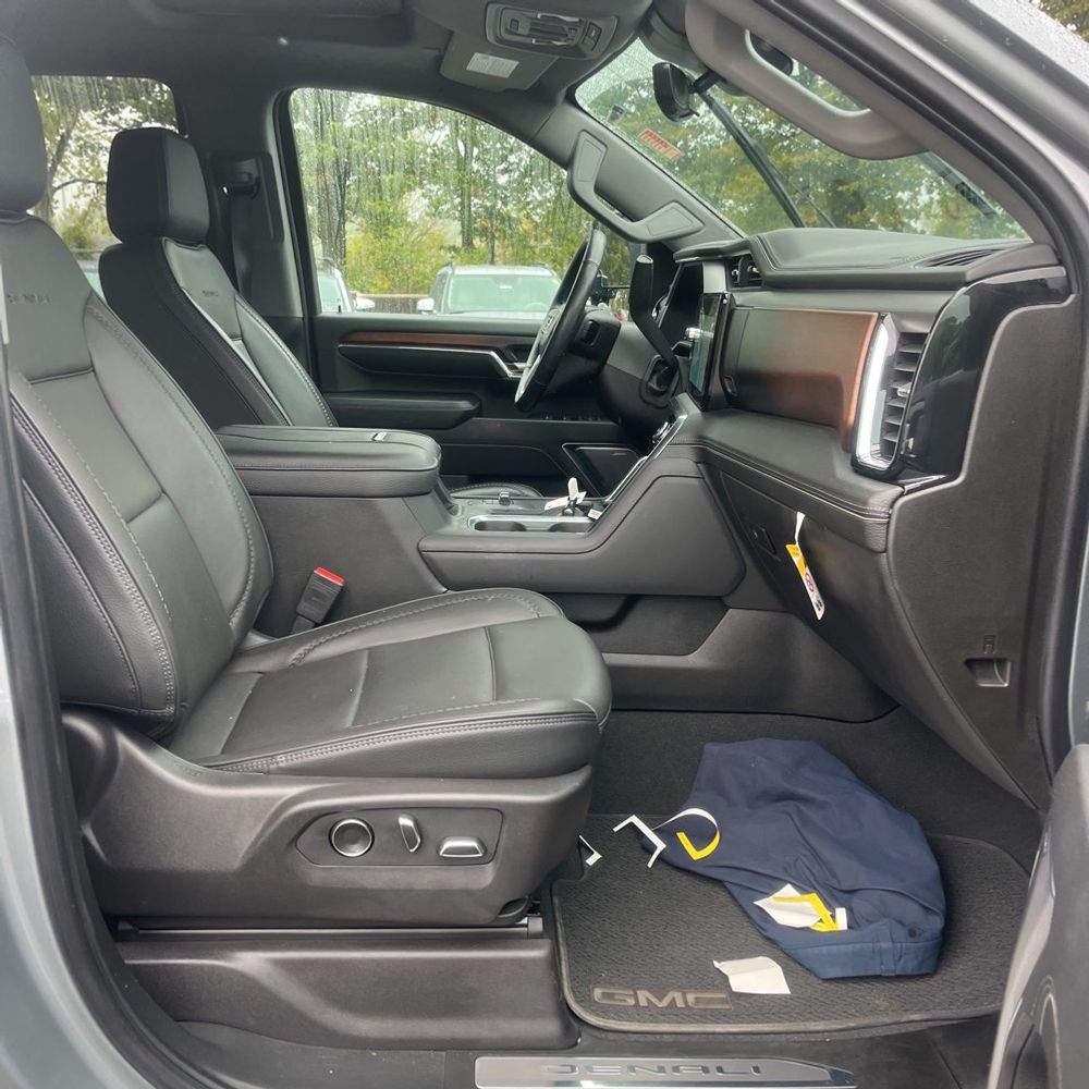 2024 GMC Sierra 2500HD Denali