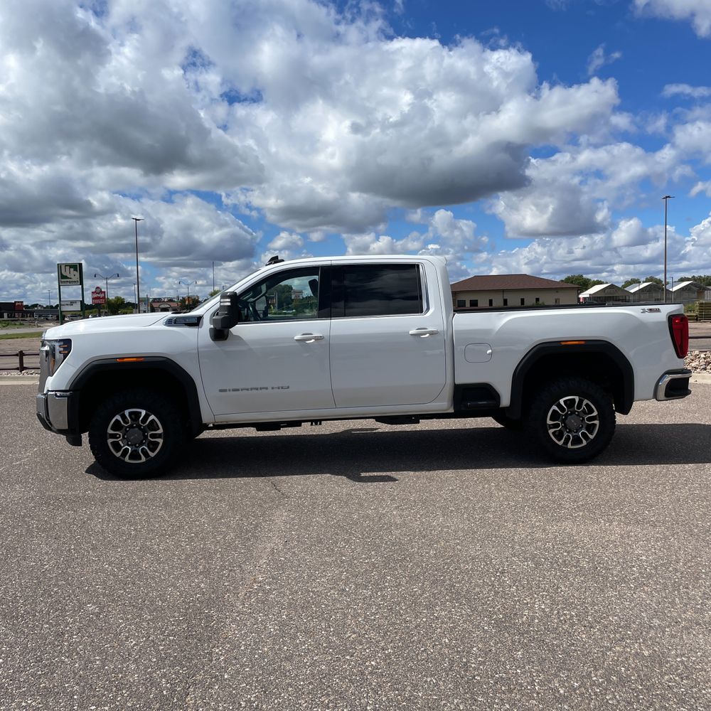 2024 GMC Sierra 3500 SLE