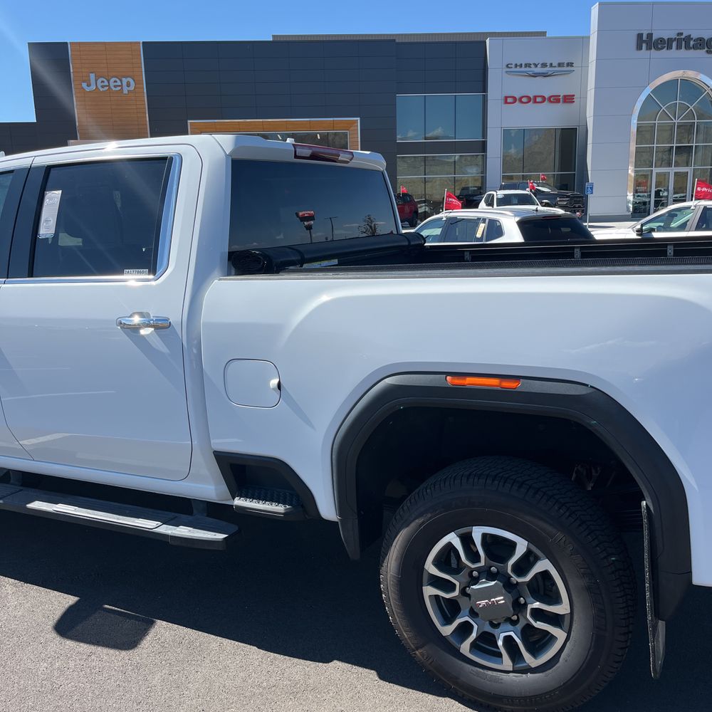 2022 GMC Sierra 3500 SLT