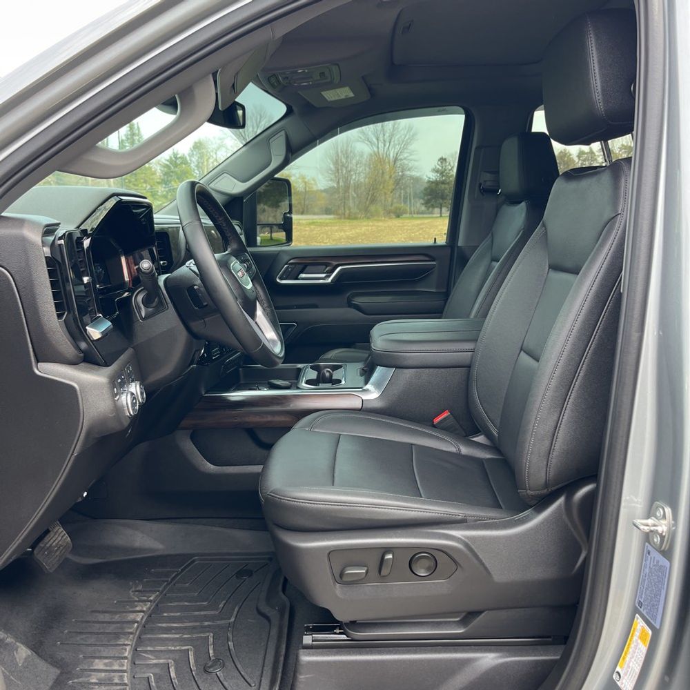 2024 GMC Sierra 3500HD SLT