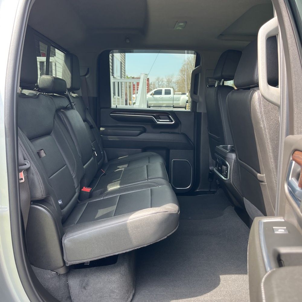2024 GMC Sierra 3500HD SLT