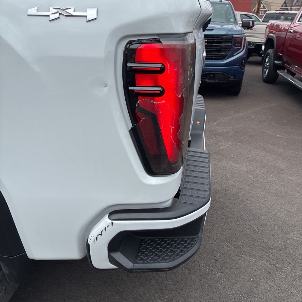 2024 GMC Sierra 3500HD AT4