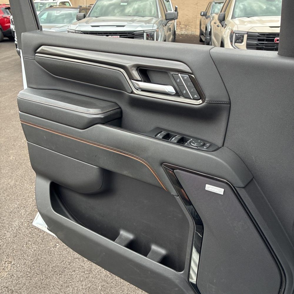 2024 GMC Sierra 3500HD AT4