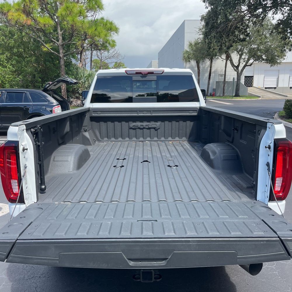 2023 GMC Sierra 3500HD AT4