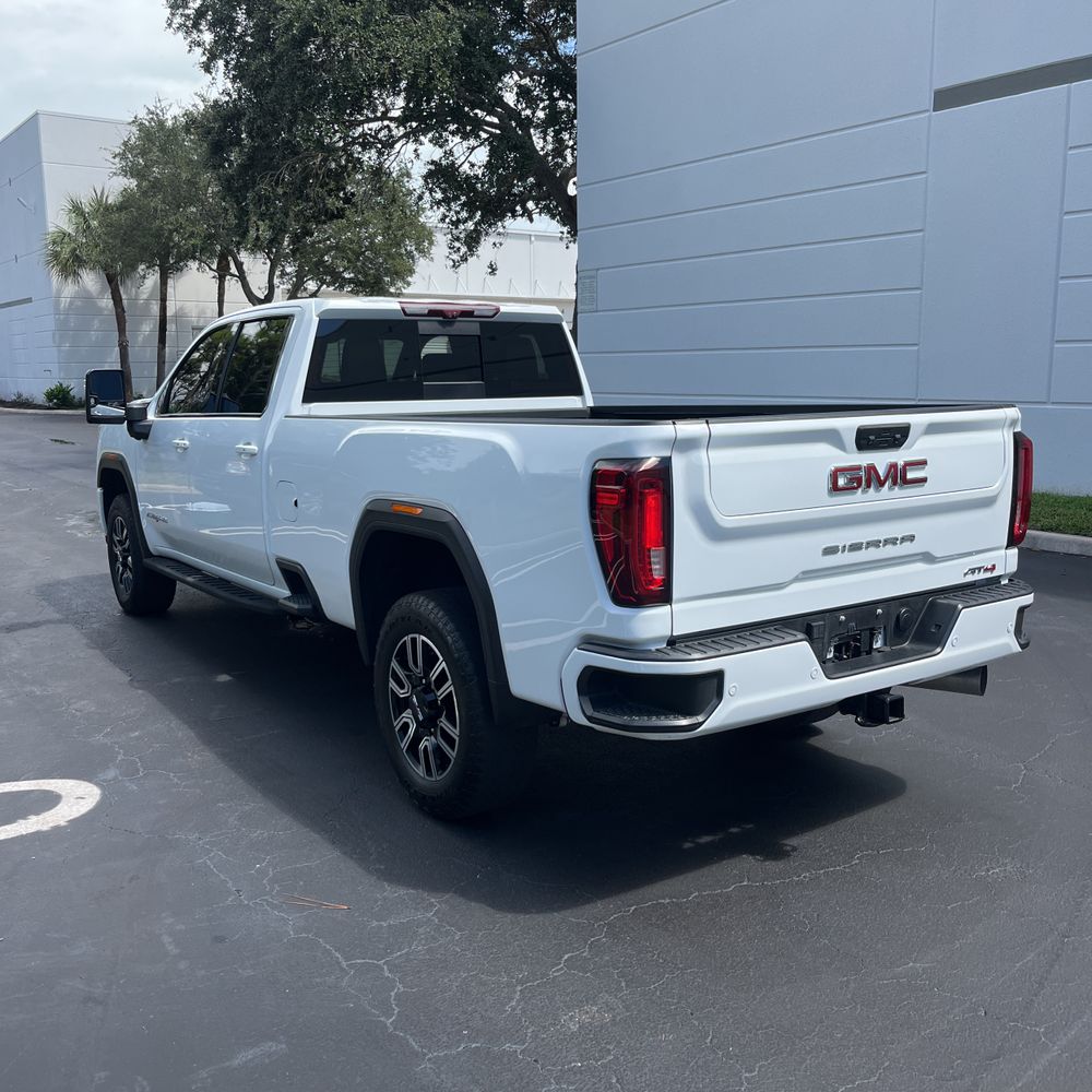 2023 GMC Sierra 3500HD AT4