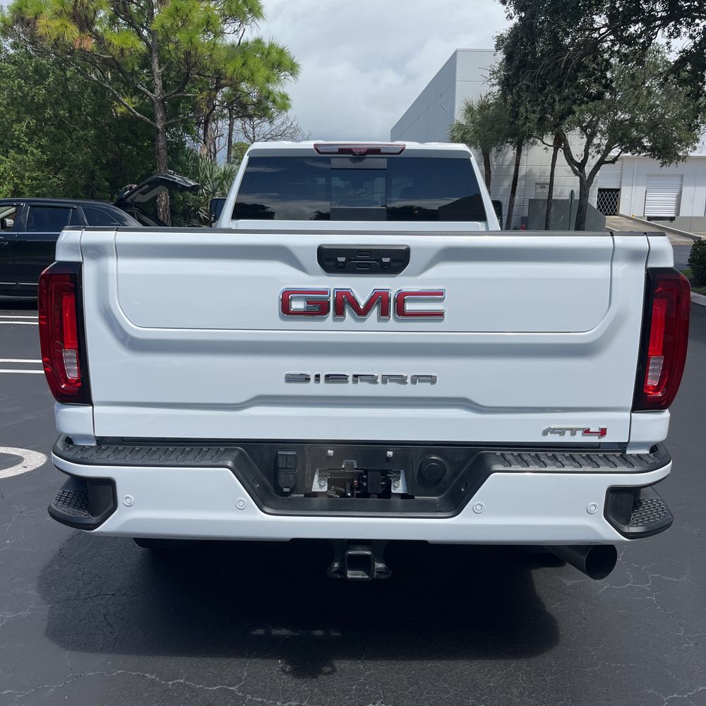 2023 GMC Sierra 3500HD AT4