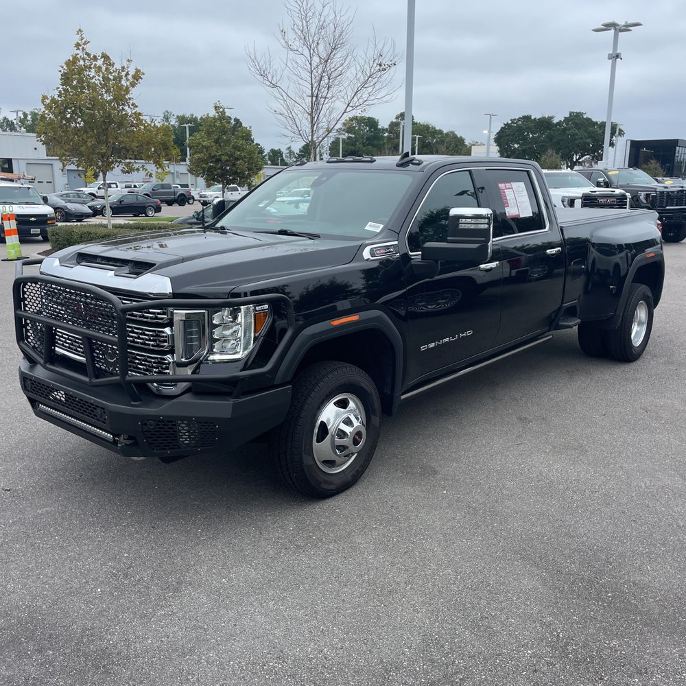 2022 GMC Sierra 3500HD Denali
