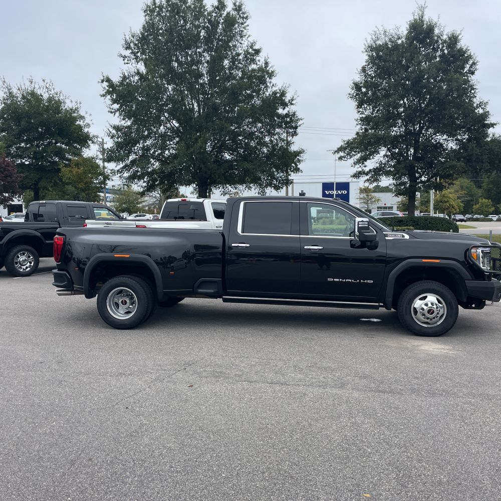 2022 GMC Sierra 3500HD Denali
