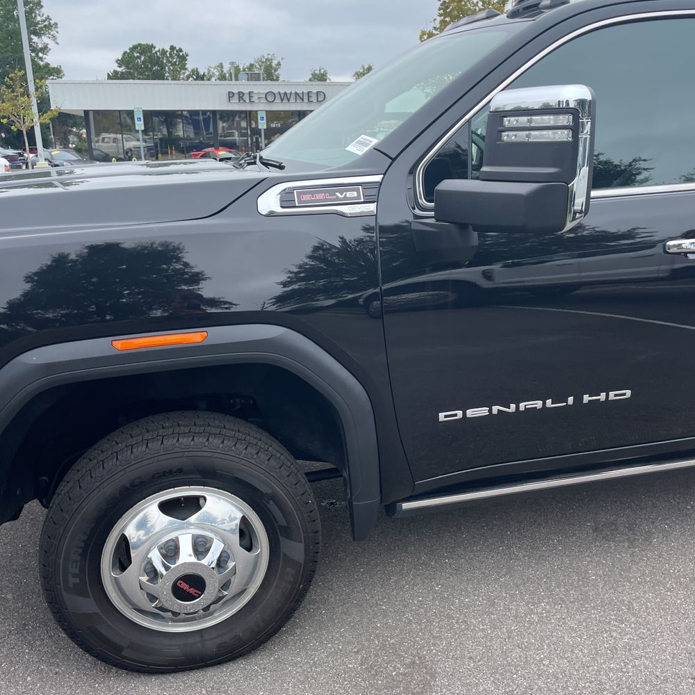 2022 GMC Sierra 3500HD Denali