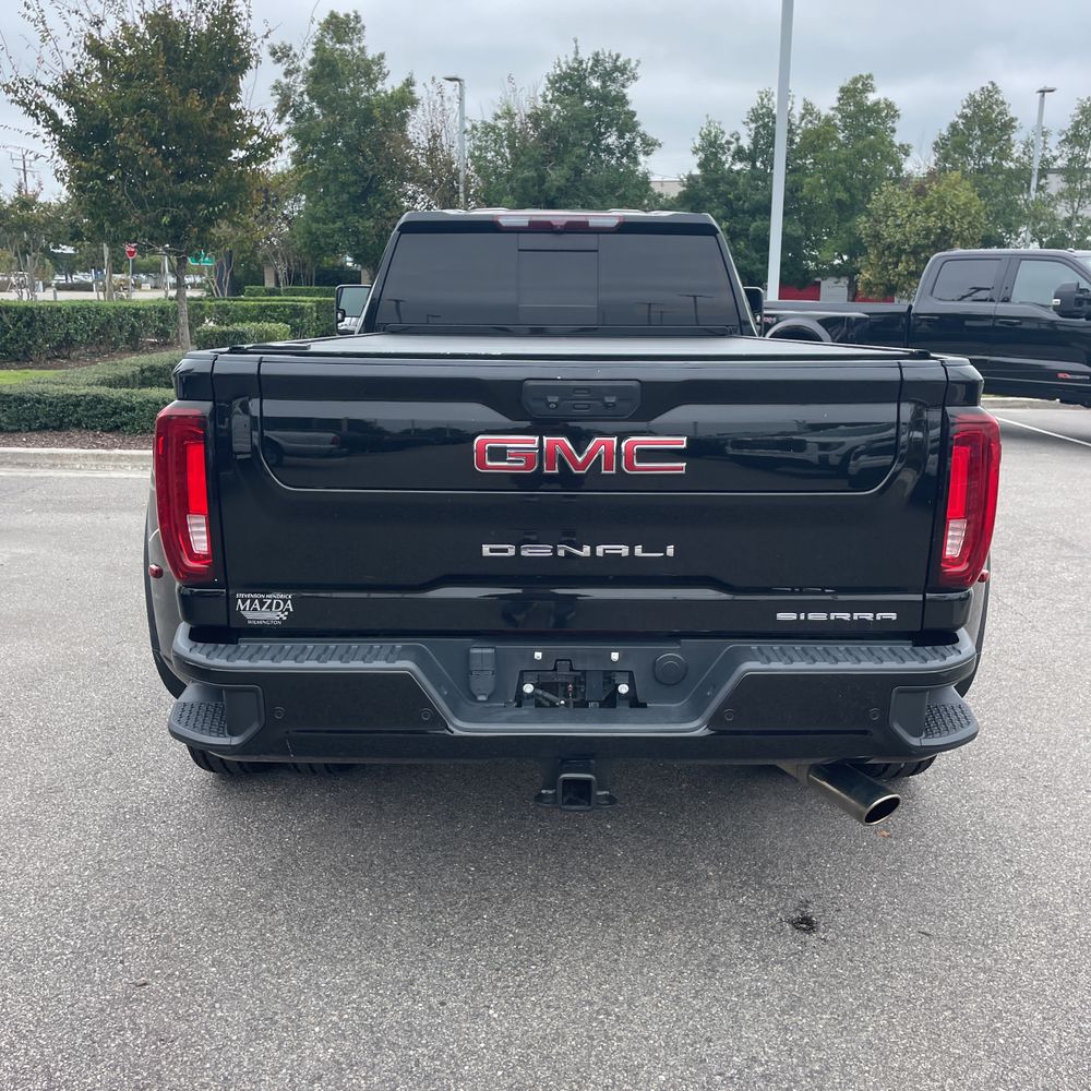 2022 GMC Sierra 3500HD Denali
