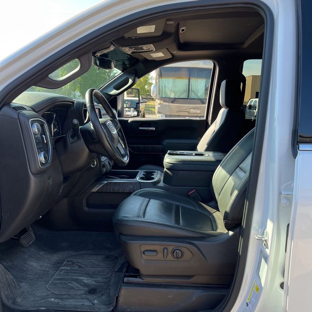 2022 GMC Sierra 3500HD Denali