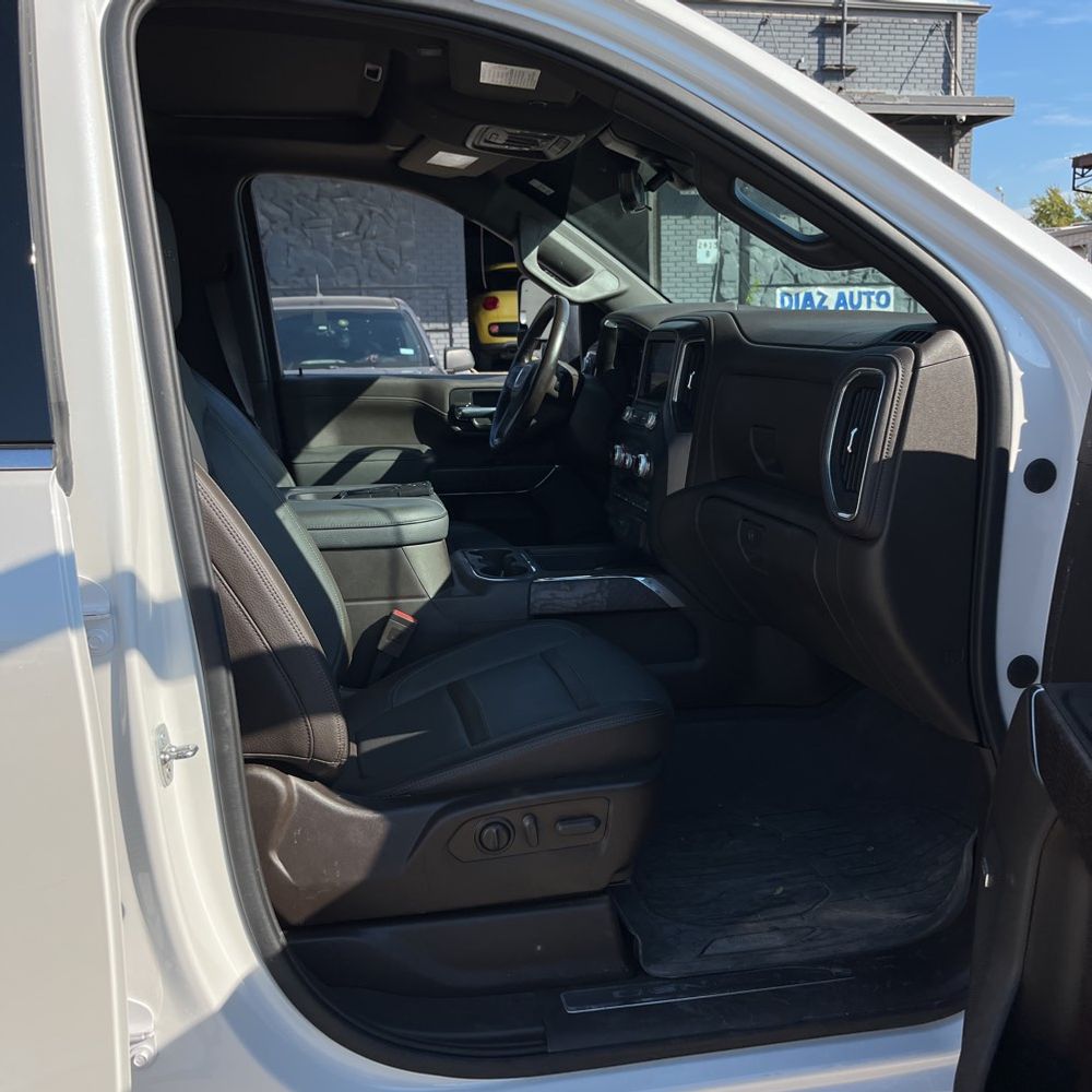 2022 GMC Sierra 3500HD Denali