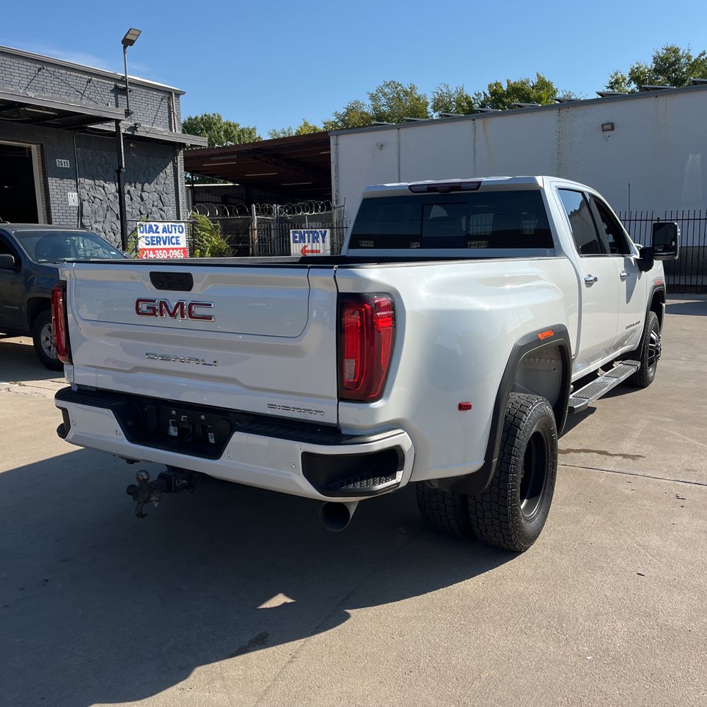 2022 GMC Sierra 3500HD Denali
