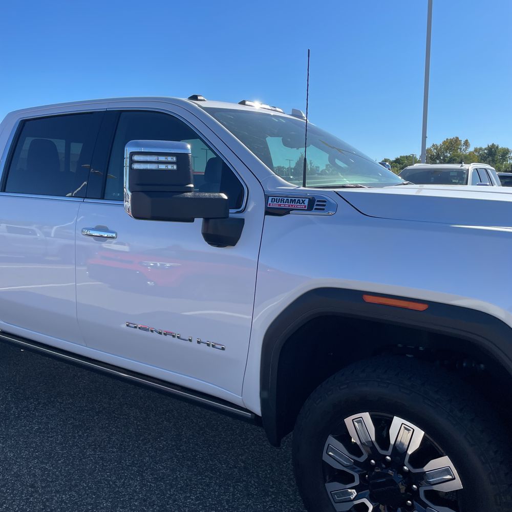 2024 GMC Sierra 3500HD Denali