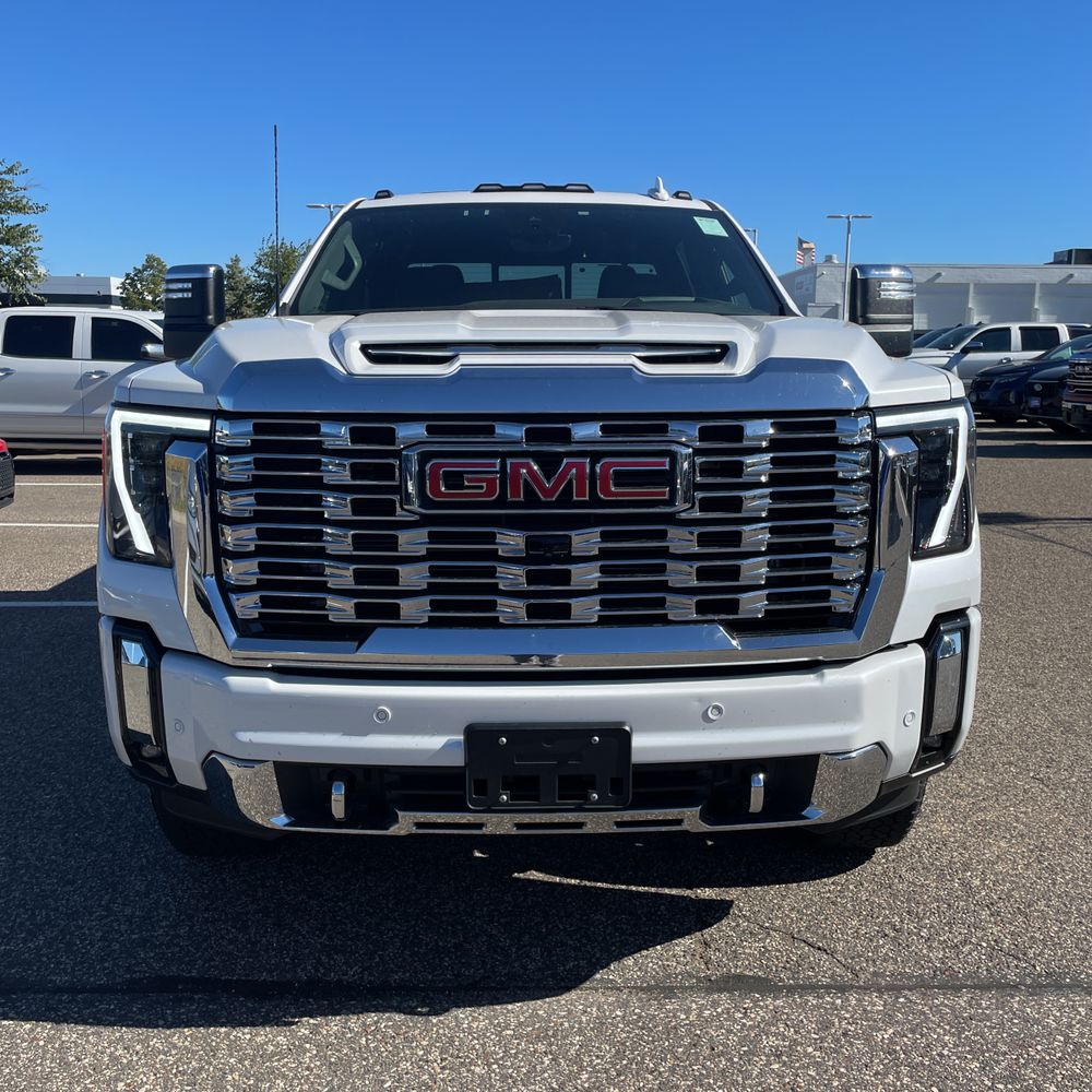 2024 GMC Sierra 3500HD Denali