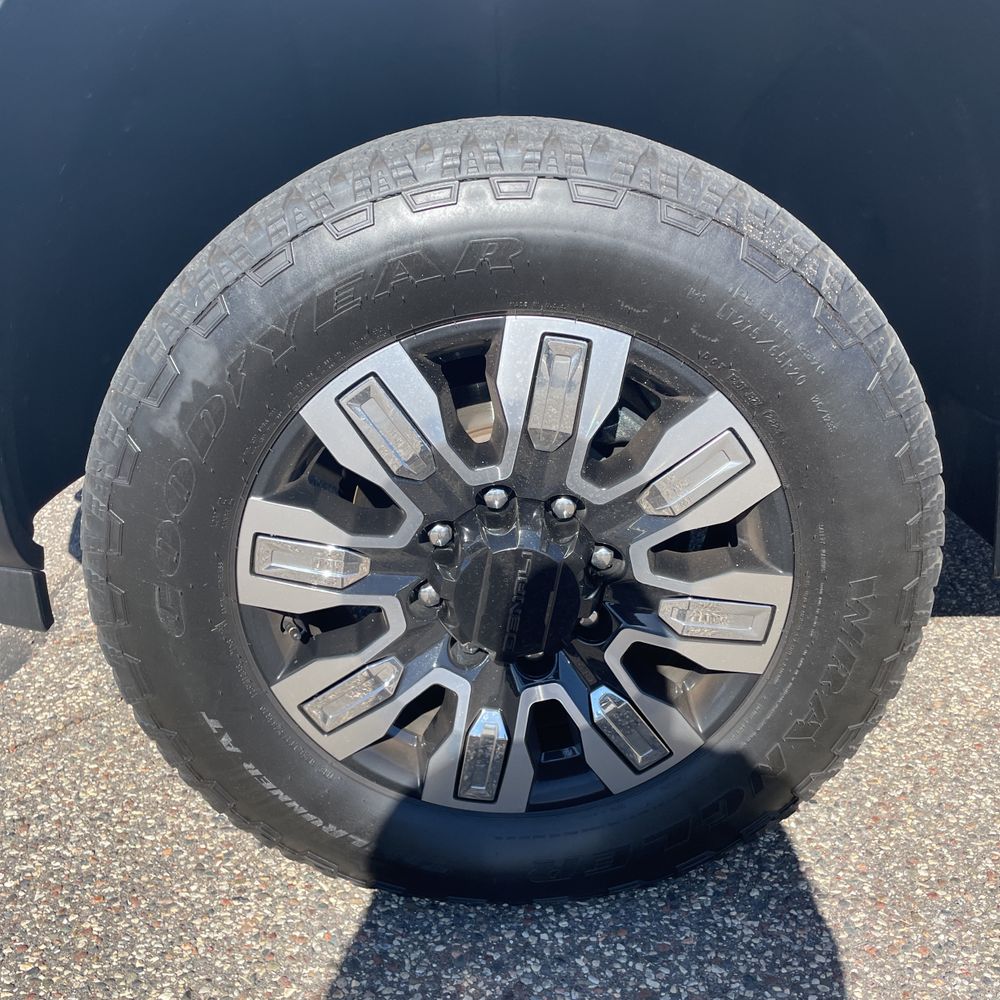 2024 GMC Sierra 3500HD Denali