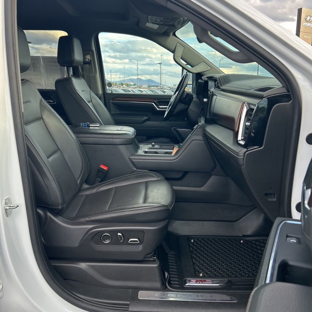2024 GMC Sierra 3500 Denali