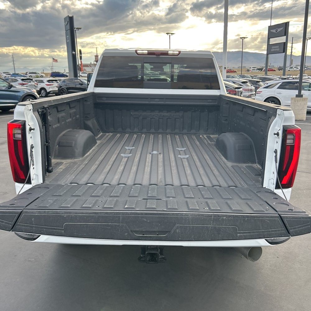 2024 GMC Sierra 3500 Denali
