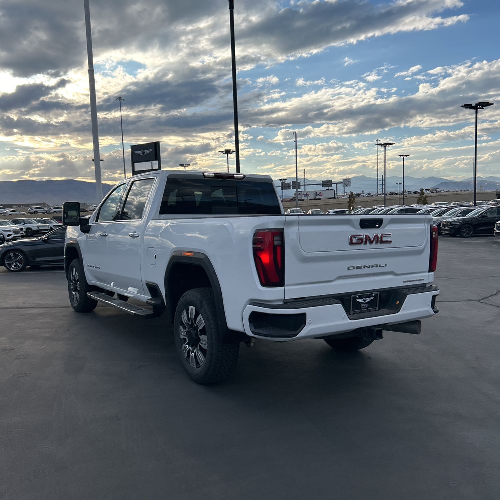 2024 GMC Sierra 3500 Denali