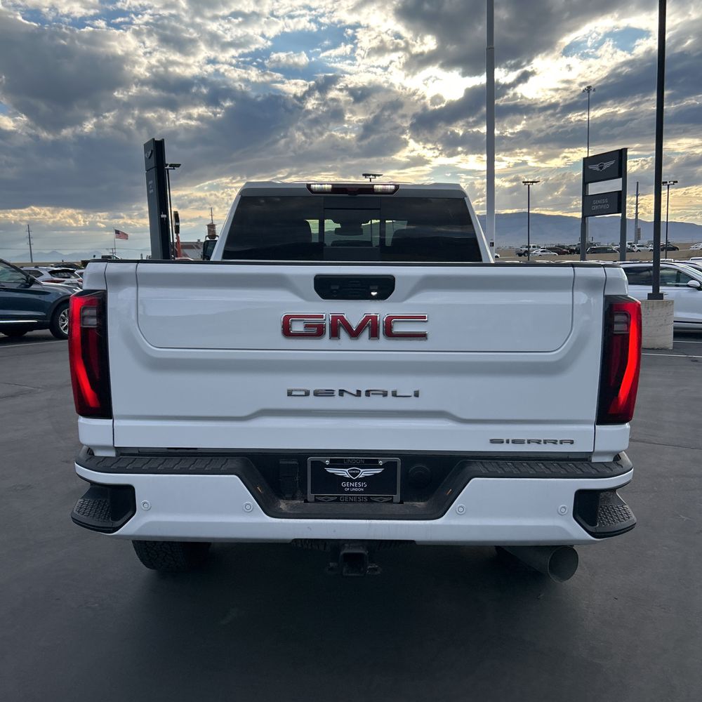 2024 GMC Sierra 3500 Denali