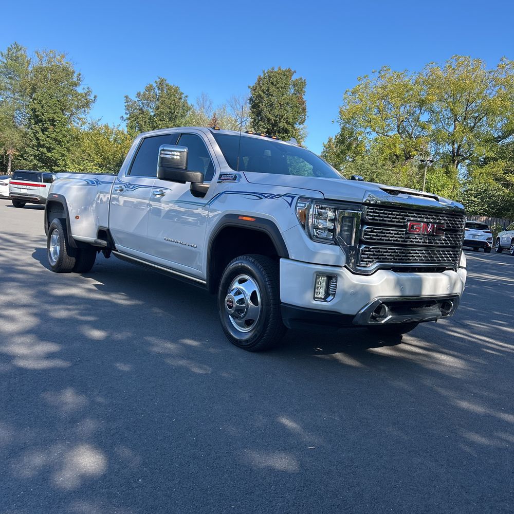 2023 GMC Sierra 3500HD Denali