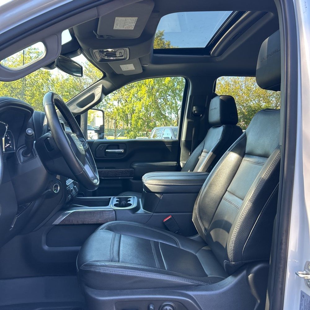 2023 GMC Sierra 3500HD Denali