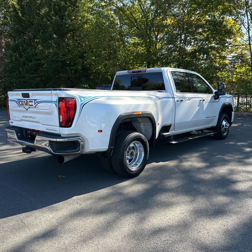 2023 GMC Sierra 3500HD Denali