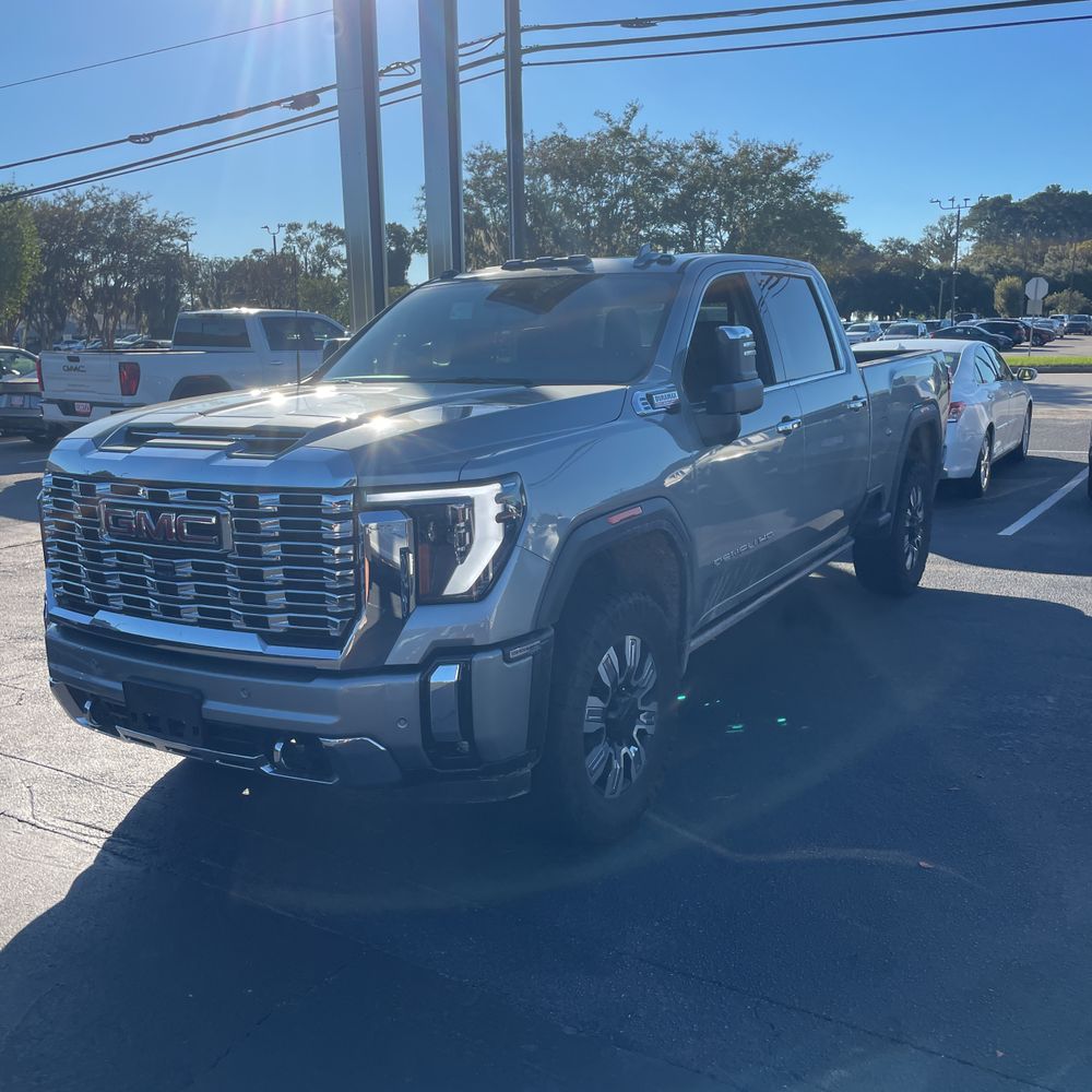 2024 GMC Sierra 3500HD Denali