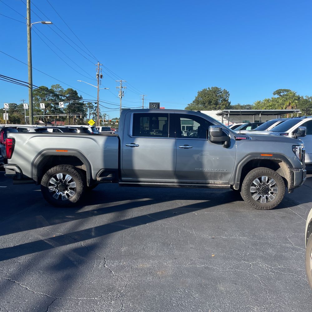2024 GMC Sierra 3500HD Denali