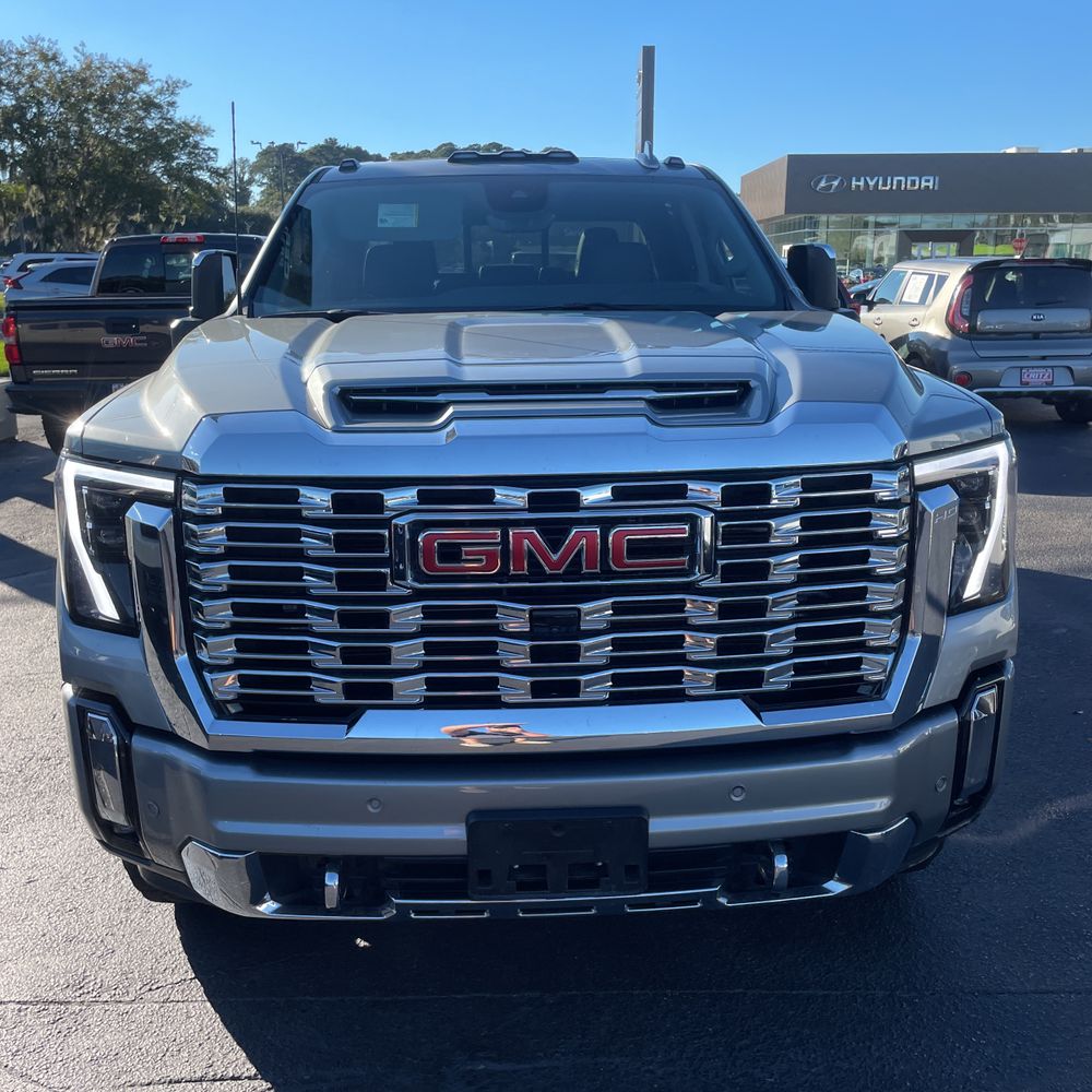 2024 GMC Sierra 3500HD Denali