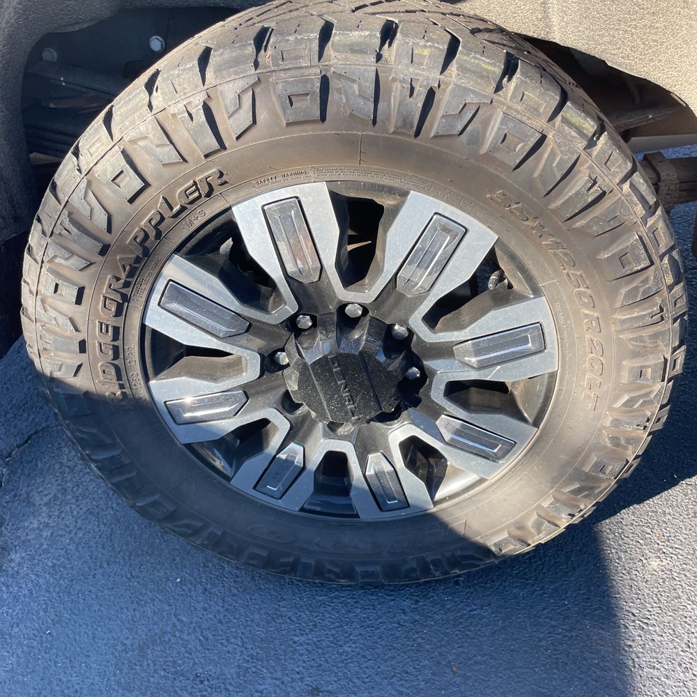 2024 GMC Sierra 3500HD Denali