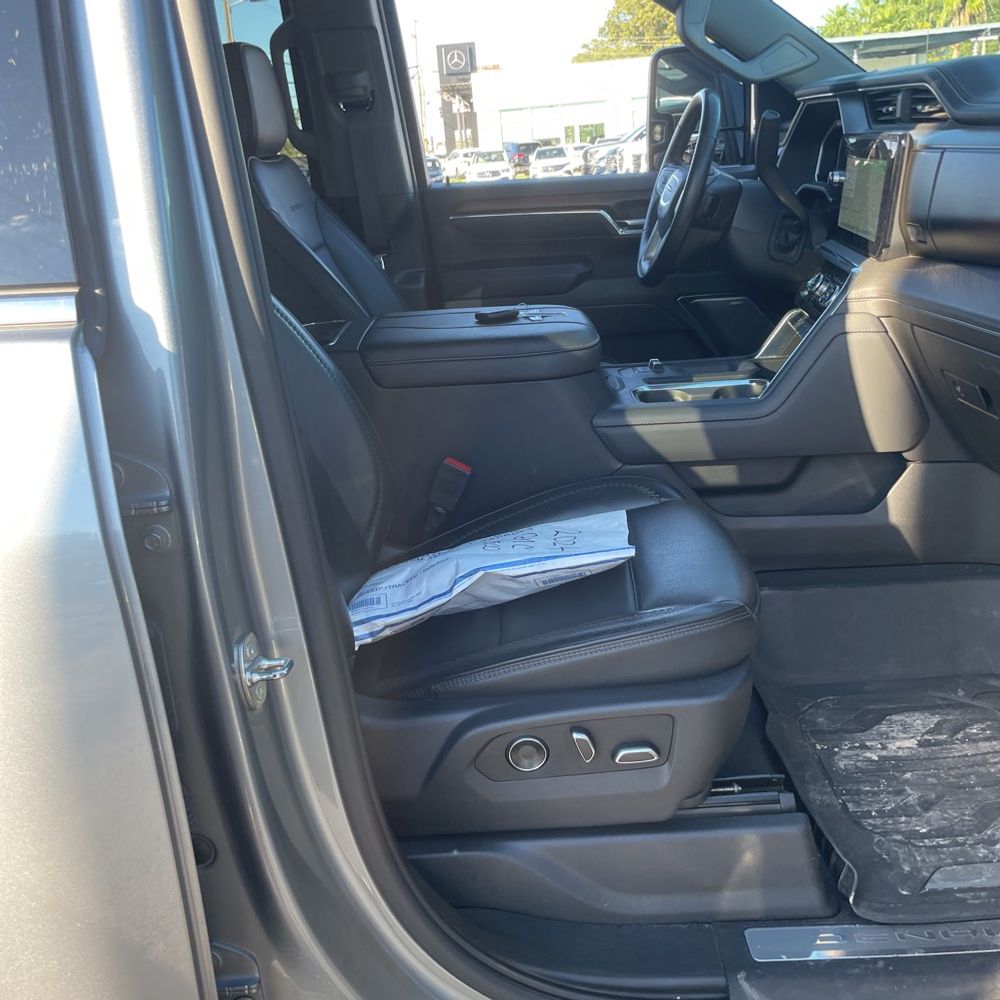 2024 GMC Sierra 3500HD Denali