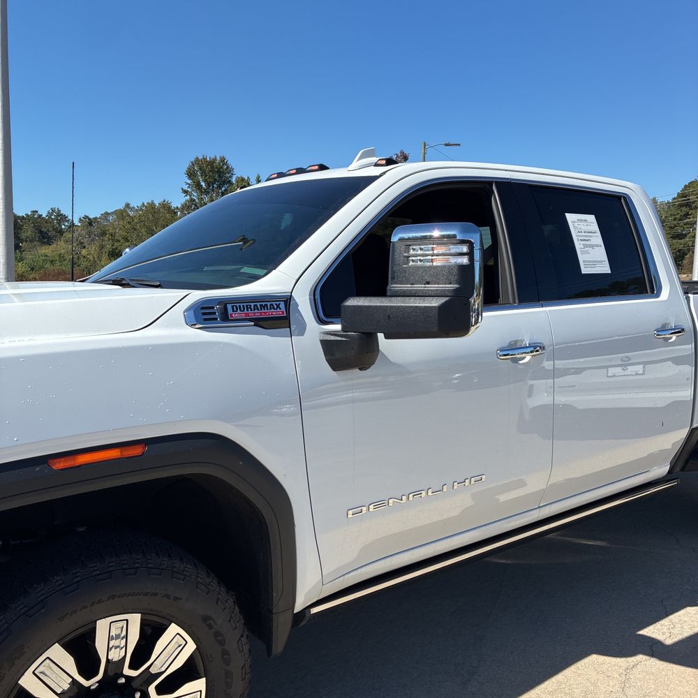 2024 GMC Sierra 3500HD Denali