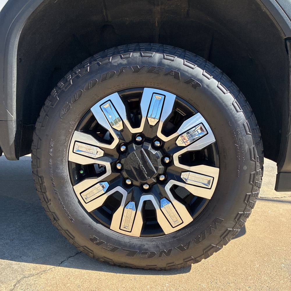 2024 GMC Sierra 3500HD Denali
