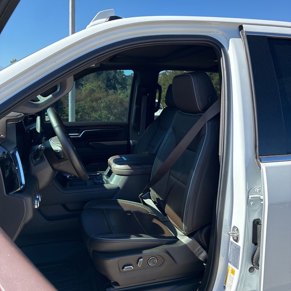 2024 GMC Sierra 3500HD Denali