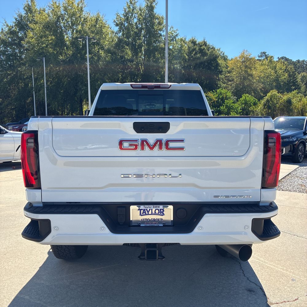 2024 GMC Sierra 3500HD Denali