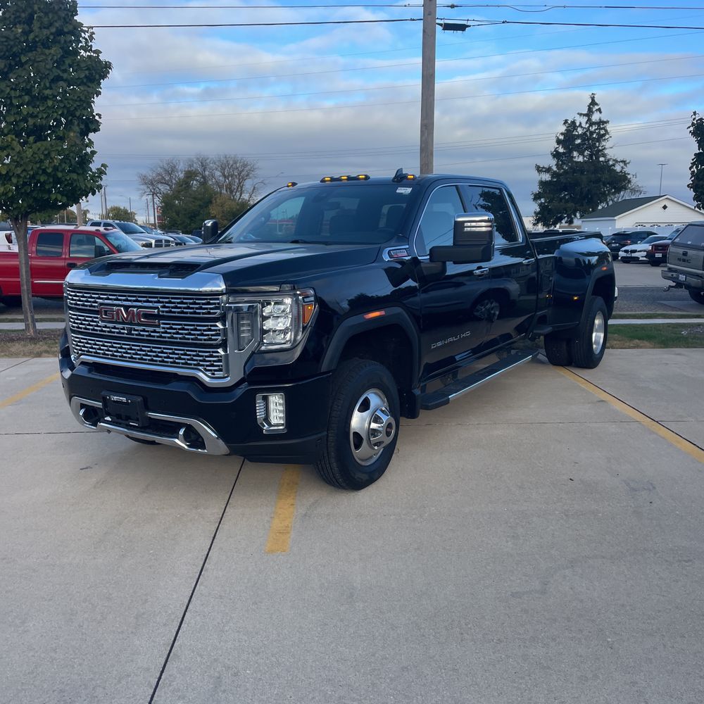 2023 GMC Sierra 3500 Denali
