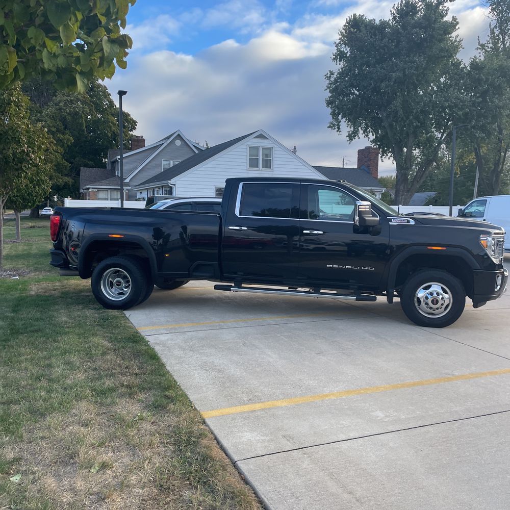 2023 GMC Sierra 3500 Denali