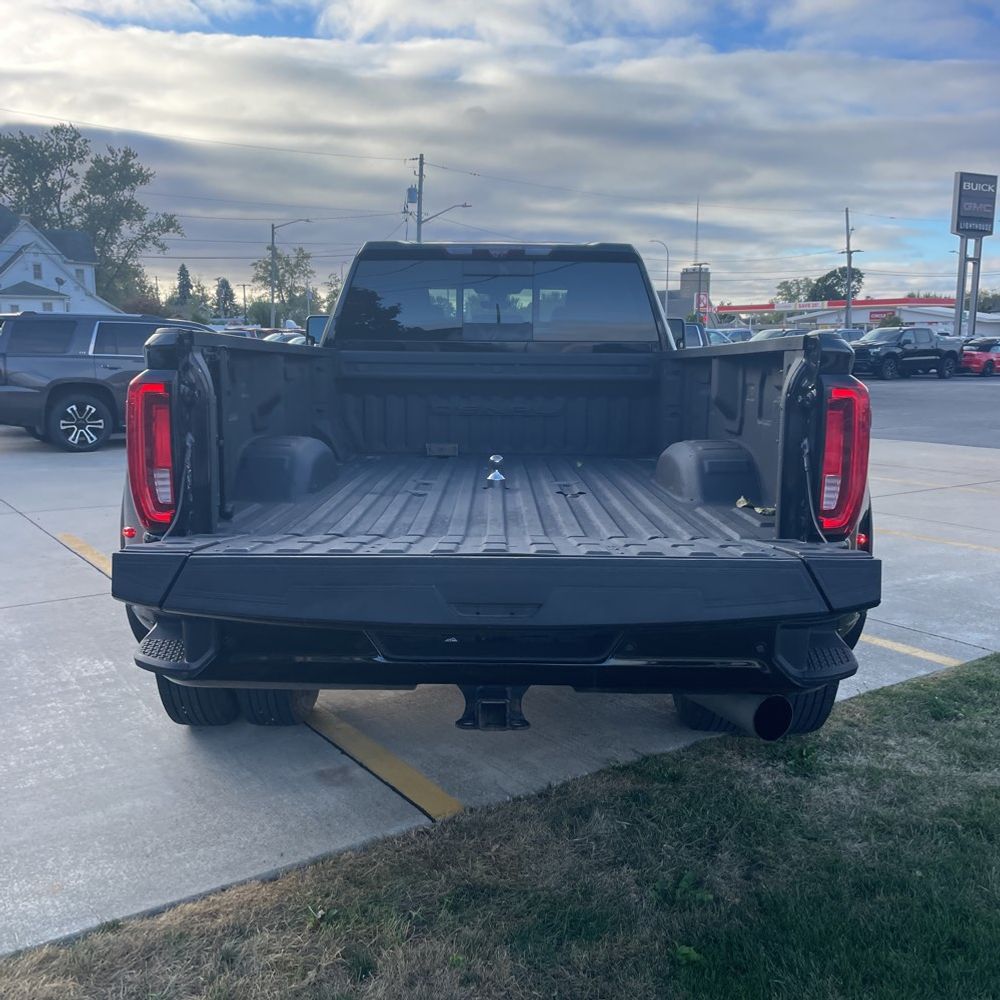 2023 GMC Sierra 3500 Denali