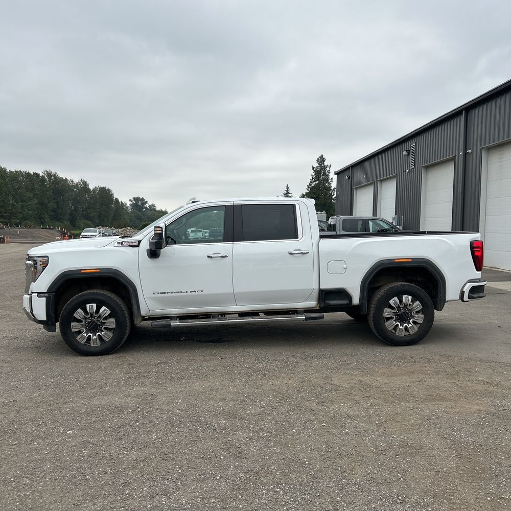2024 GMC Sierra 3500 Denali