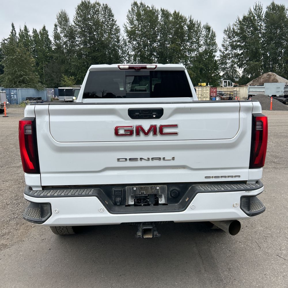 2024 GMC Sierra 3500 Denali