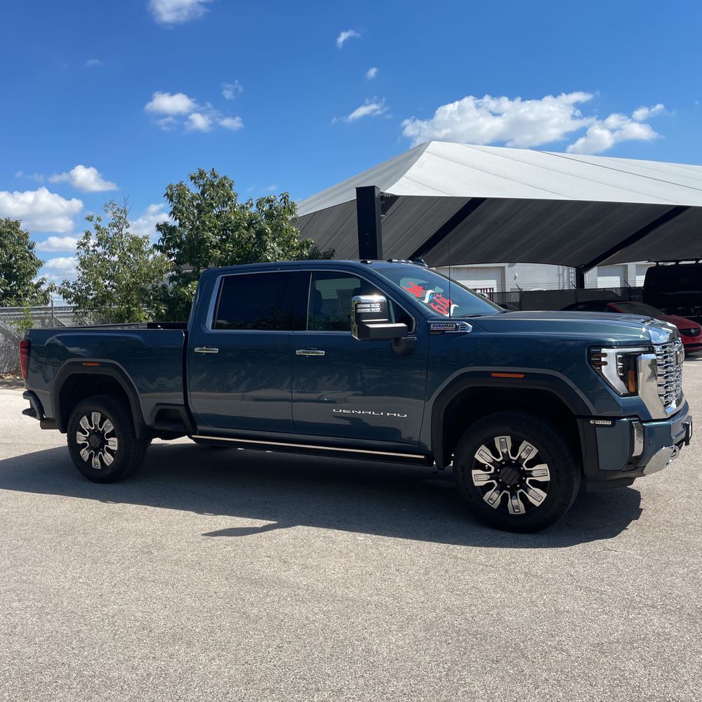 2024 GMC Sierra 3500HD Denali