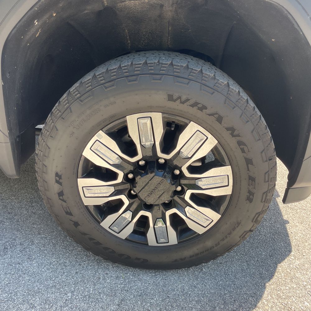 2024 GMC Sierra 3500HD Denali