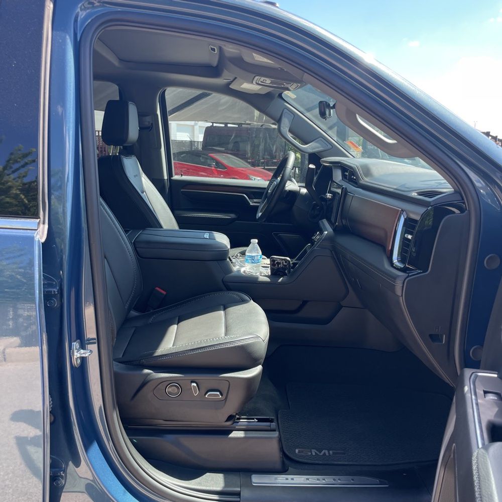 2024 GMC Sierra 3500HD Denali