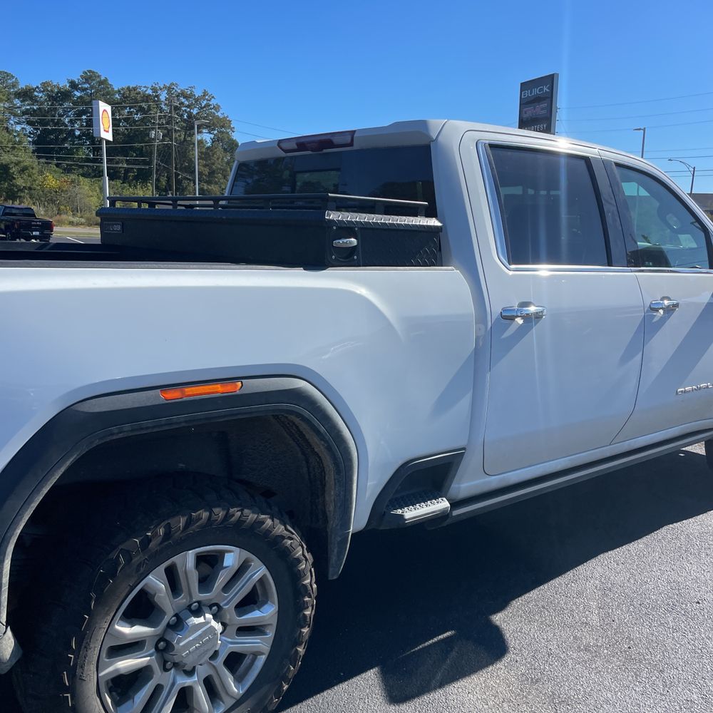 2023 GMC Sierra 3500HD Denali